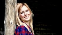 ANDREA ROTHFUSS
