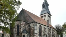 Neues Dach für die Altstädter Kirche